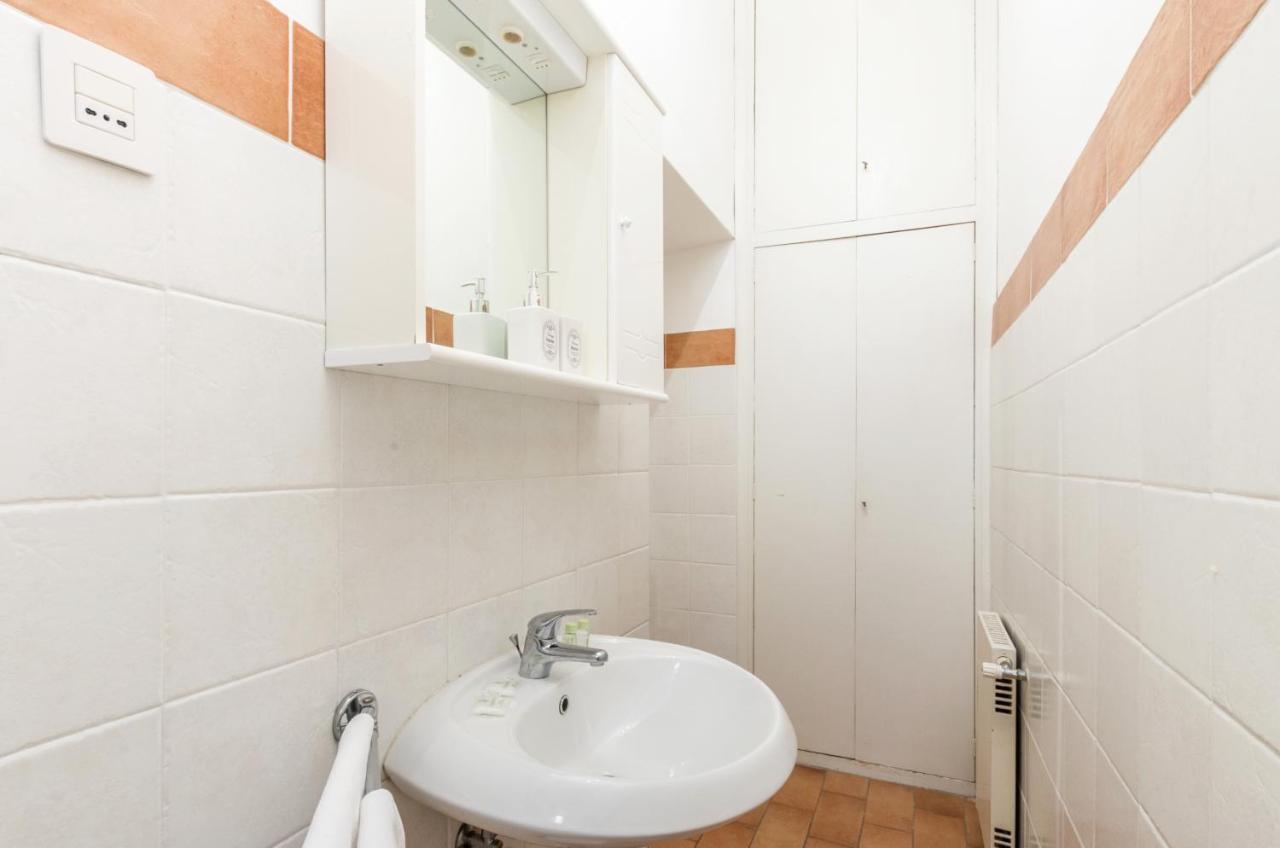 Riari 59 Rome Trastevere - Rome Vacation M&D エクステリア 写真